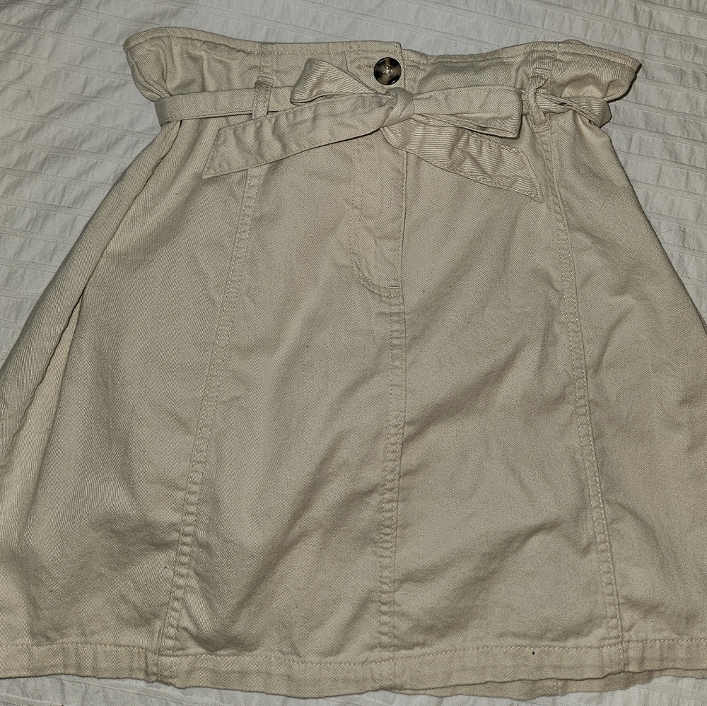 Copper Key Khaki Skirt with Belt, size L Cotton